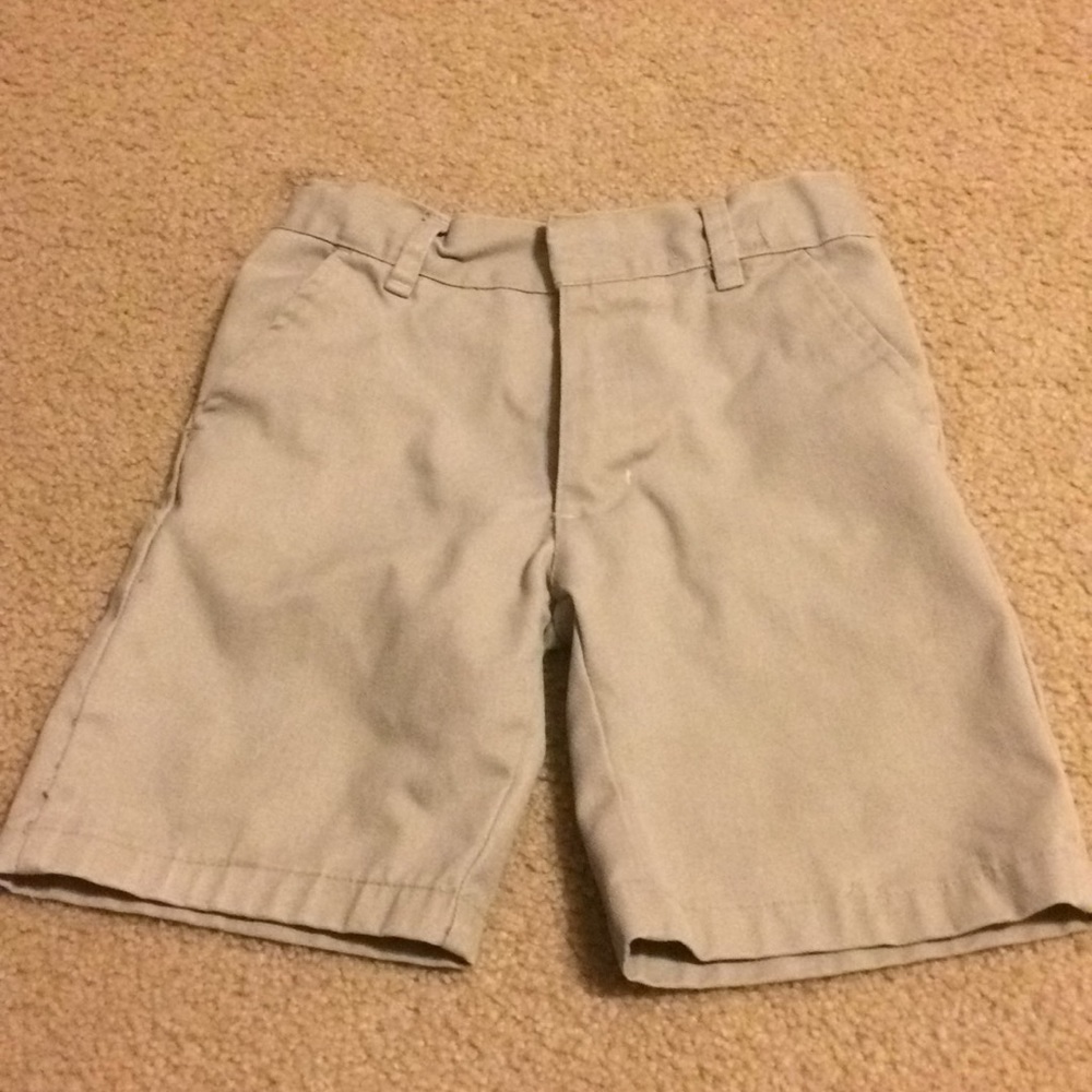 Boys khaki shorts